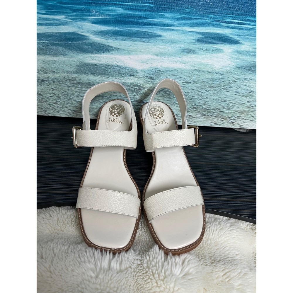 👟Vince Camuto Women White Pebbled Leather Gold Block Heel Buckle Sandals Size11 - Picture 2 of 11